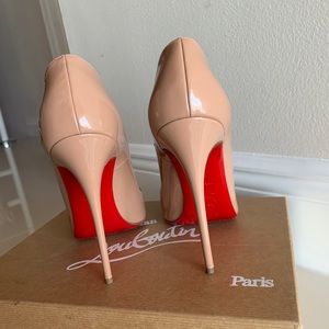 Christian Louboutin Pumps